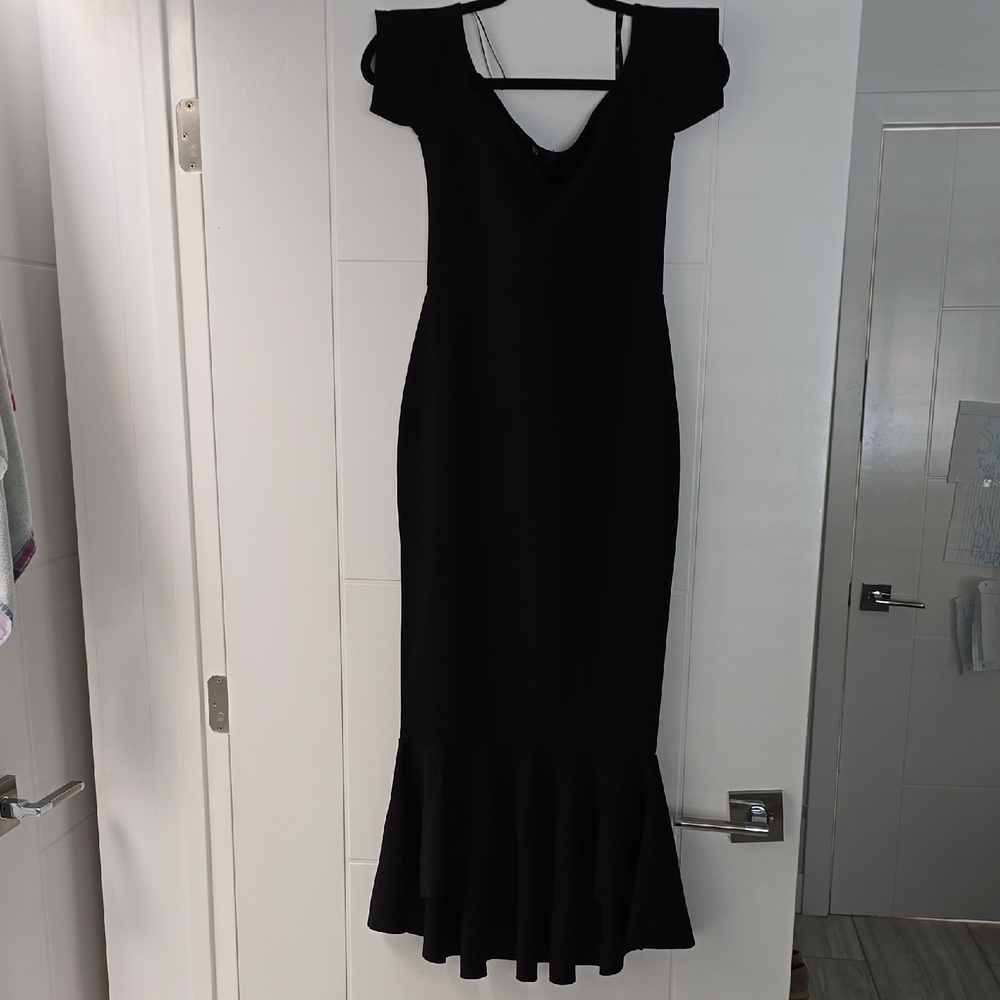 Black Ruffled Off-Shoulder Bodycon Midi Dress